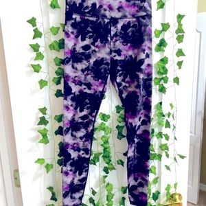 ZYIA Soft n Snug Leggings. Size small 4.